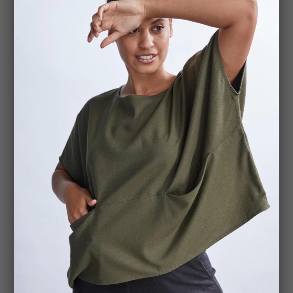 Pocket Box Top in Olive, Size S